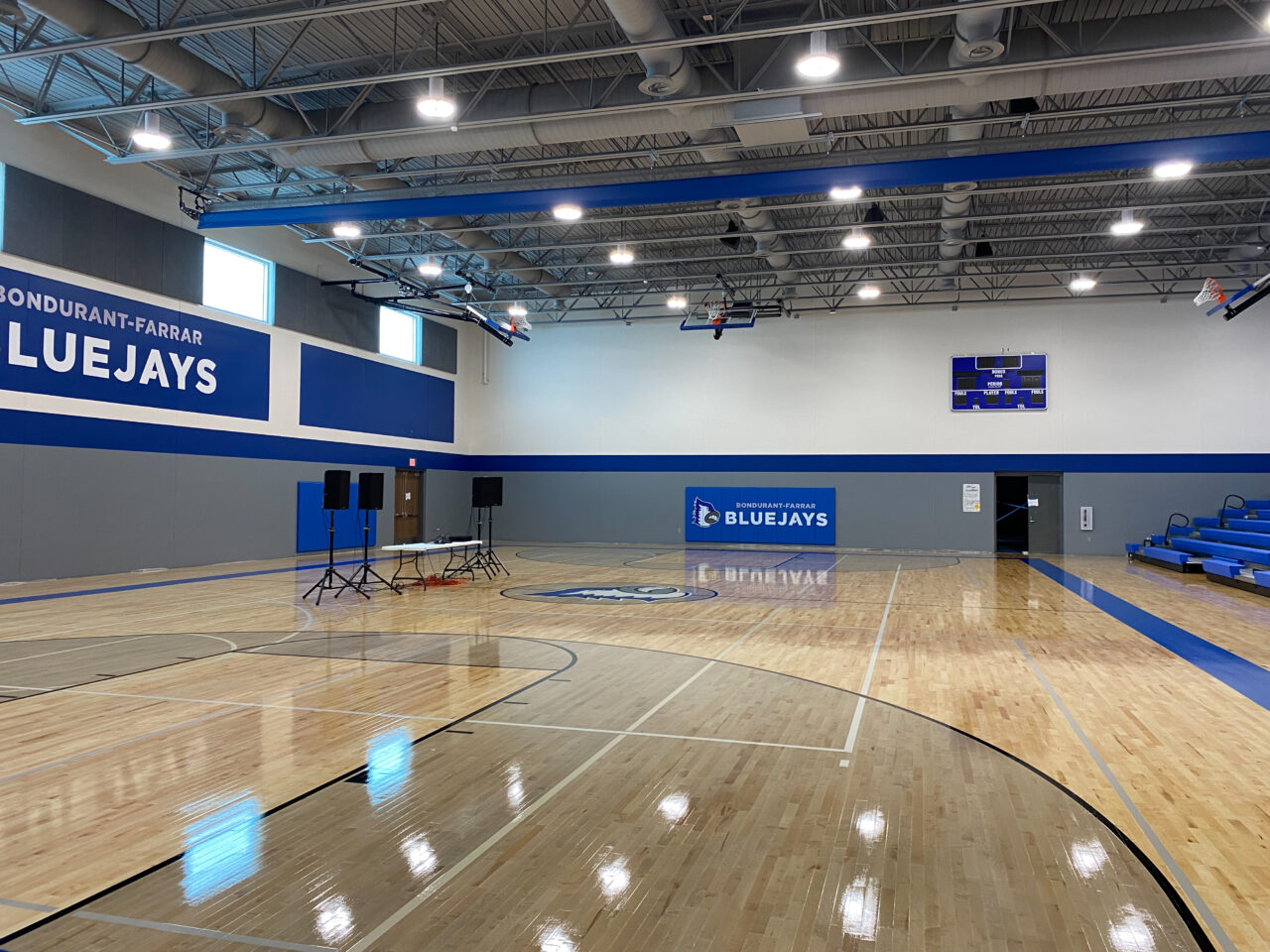 BondurantFarrar Opens New Junior High School For Grades 78 Story